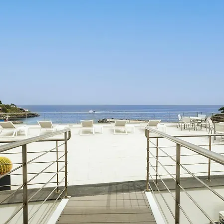 Stella Marina Aparthotel 3*