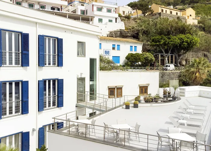 Stella Marina 우스티카